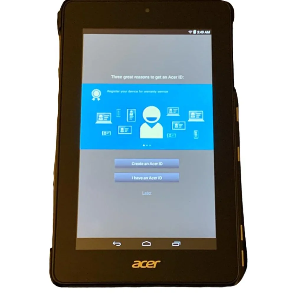 Acer Iconia OneTablet 7 Inch B1-730HD (8GB) Black With Case
